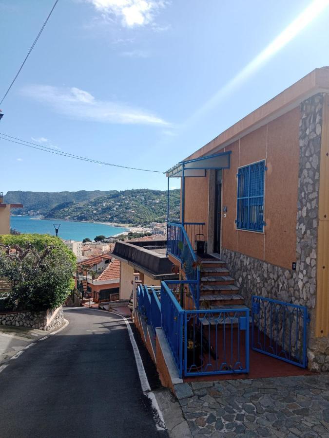 Casa Del Sole Villa Spotorno Buitenkant foto